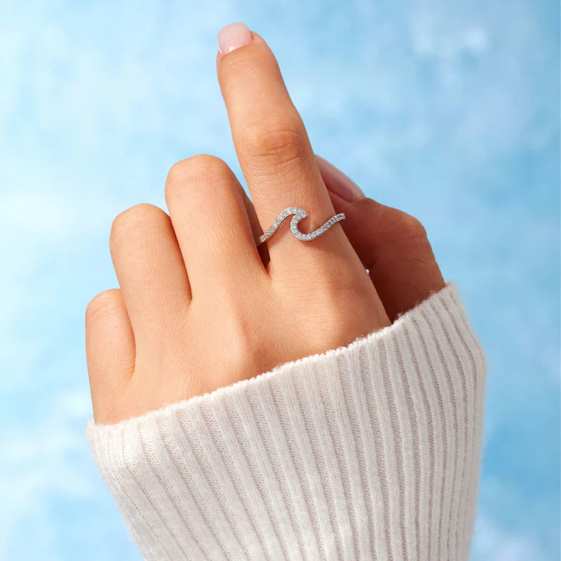 Devori Jewelry Diamond Wave Ring