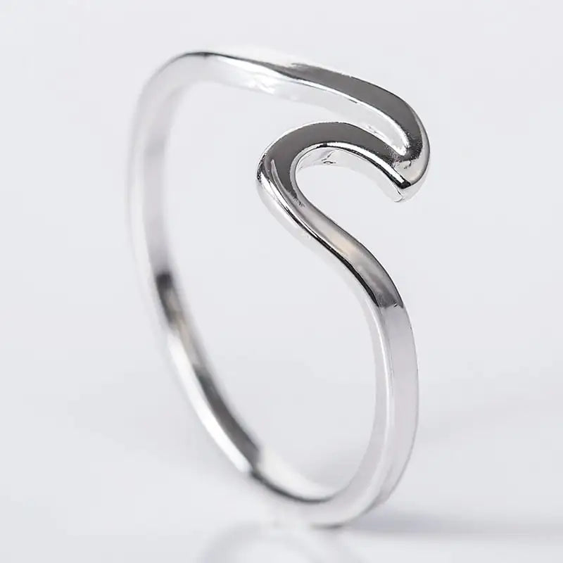 The Devori Jewelry Plain Wave Ring