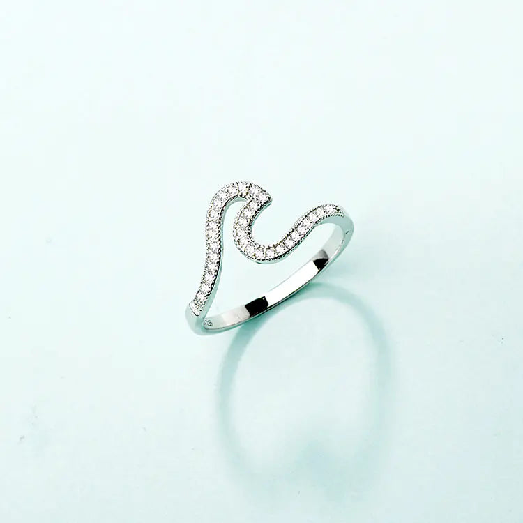 Devori Jewelry Diamond Wave Ring